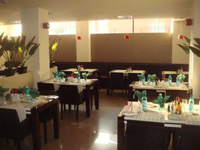 Hotel Cubix Brasov Luaran gambar