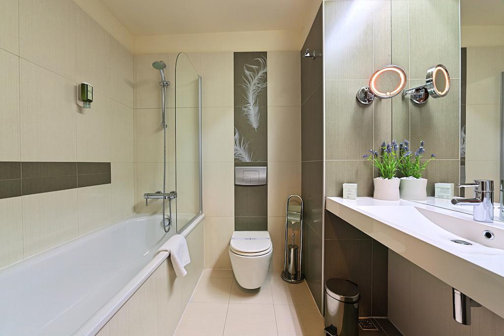 Hotel Cubix Brasov Bilik gambar